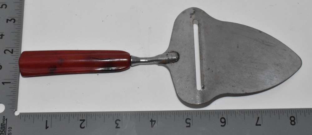 Vintage Vaughan Chicago Bakelite Handle Cake Server