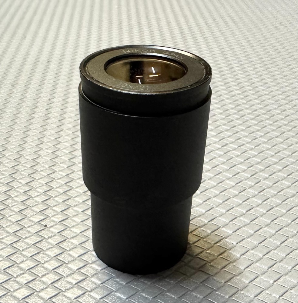 One Nikon 10X/21 Microscope Eyepiece 30mm