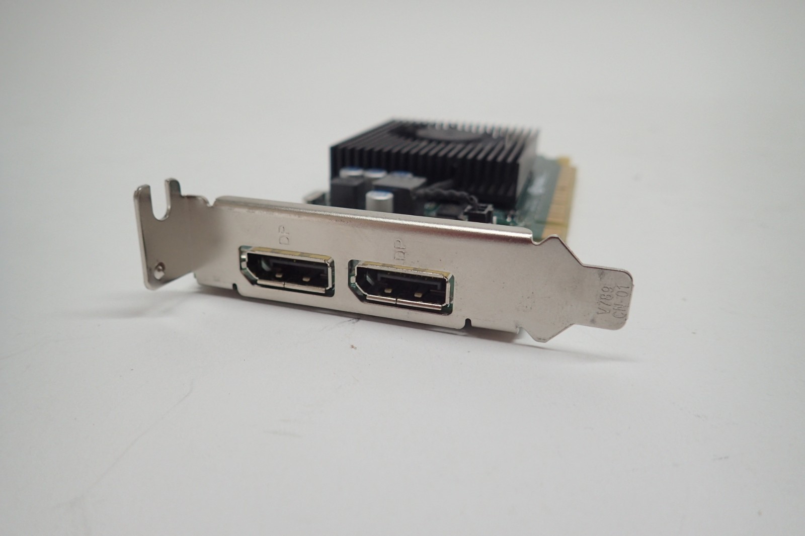 NVIDIA GT 730 2 x DisplayPort 2GB GDDR5 Low Profile Video Card Dell CNRTY