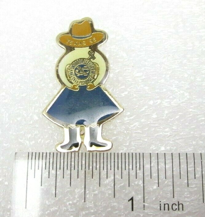 1995 Texas Cow Girl Unity for Service National Exchange Club Lapel Pin (B194)