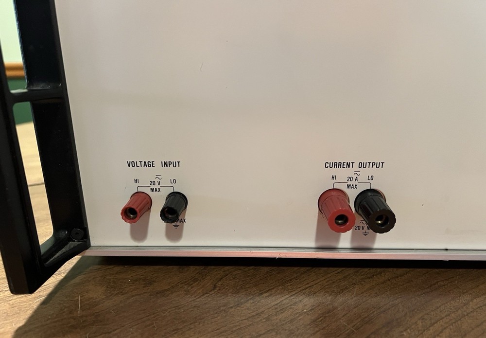 Fluke 5220A Transconductance Amplifier Calibrator