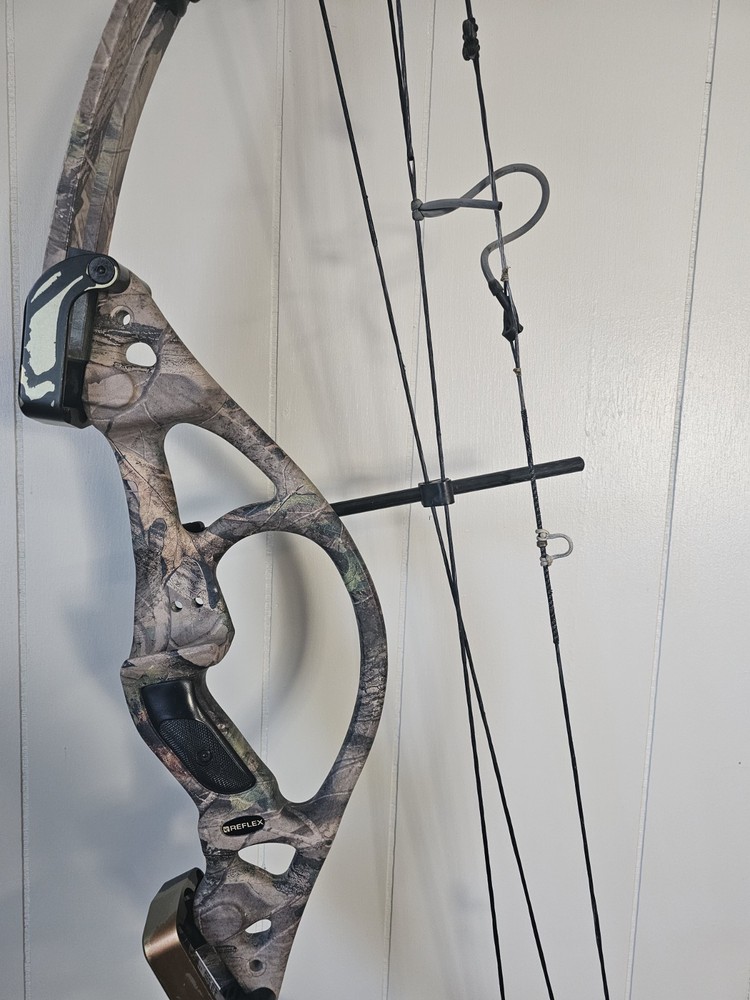 Reflex Excursion Compound Bow