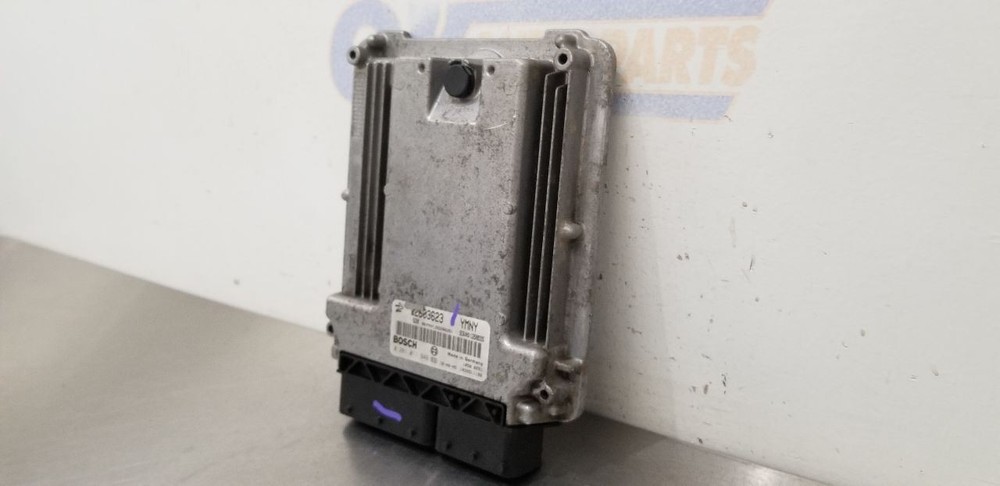 06 CHEVY SILVERADO 3500 6.6L ECM ENGINE CONTROL MODULE 12588335