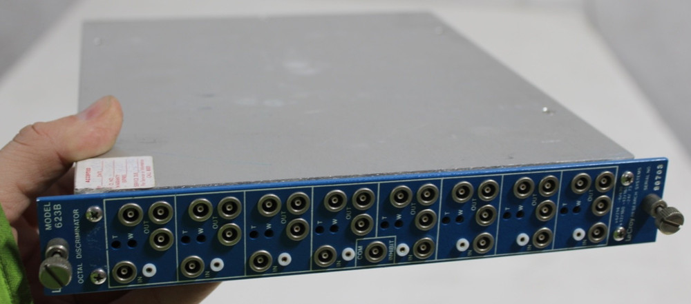 LECROY 623B OCTAL DISCRIMINATOR NIM BIN MODULE