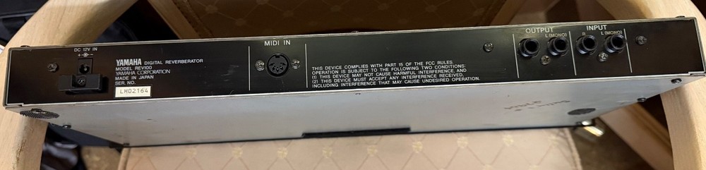 Yamaha REV100 Digital Reverberator Effect Processor