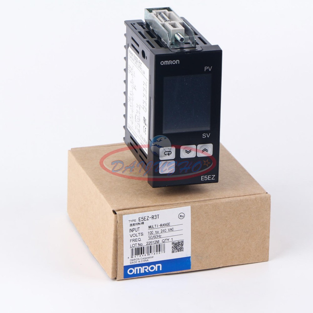1PC New Omron E5EZ-R3T 100-240VAC Temperature Controller