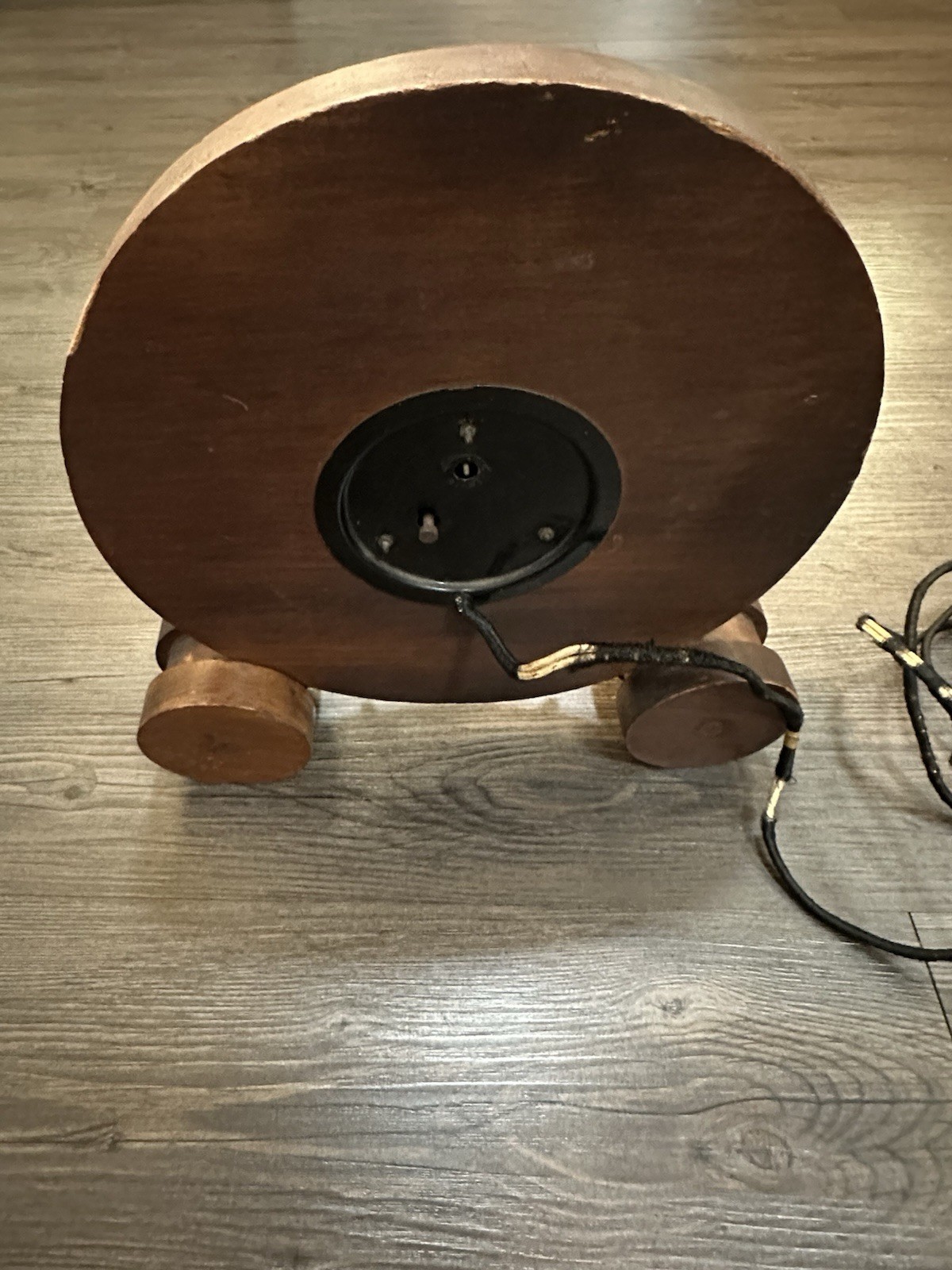 UNITED CLOCK CORP. BROOKLYN 1939 NY WORLDS FAIR WOODEN ELECTRIC CLOCK AS IS