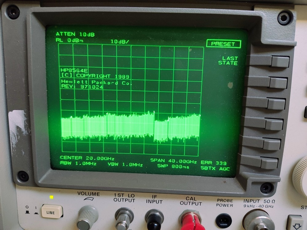 HP Agilent Keysight 8564E 9kHz to 40GHz Spectrum Analyzer
