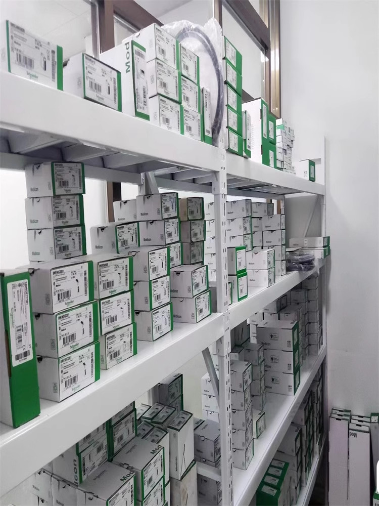 ZB4BS844 1PCS Brand New Schneider ZB4BS844 Fast delivery