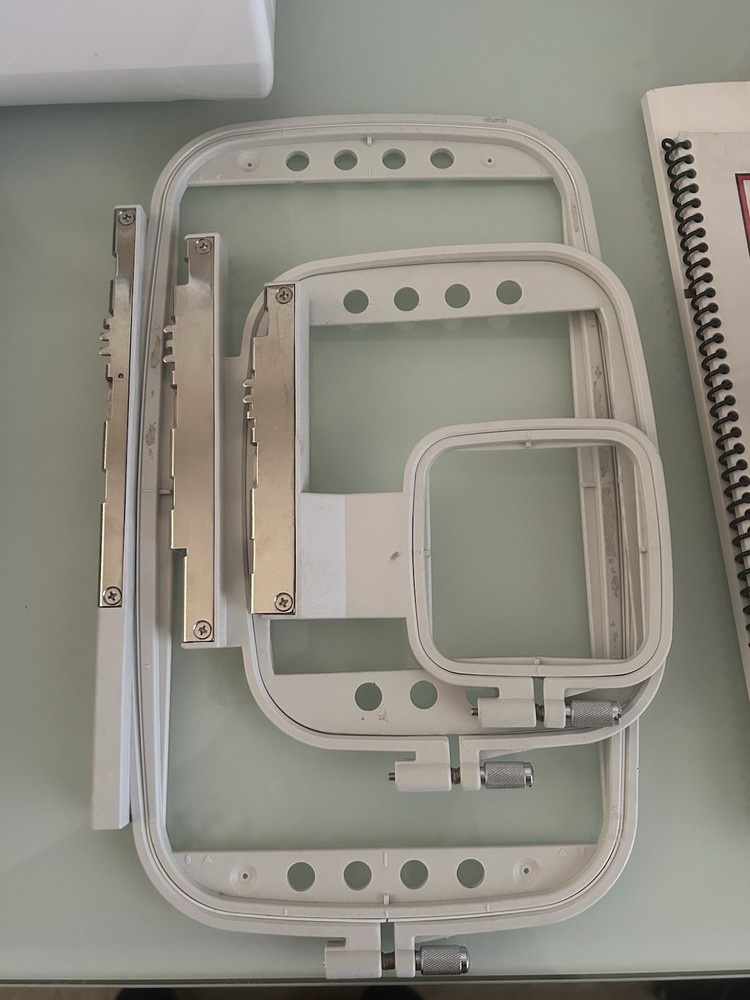 Singer Quantum XL-5000 Computerized Sewing Machine & Embroidery Plus Hoops