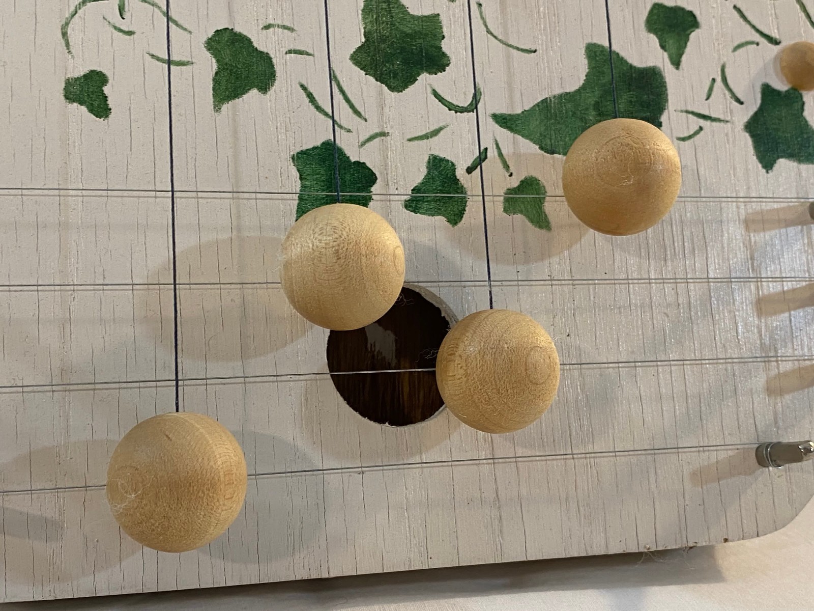 UNBRANDED DOOR HARP CHIME GREEN LEAF FOLIAGE