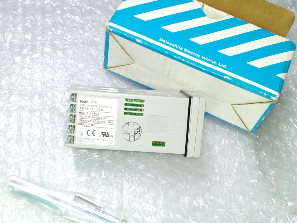 NAIS AKT4111100 TEMPERATURE CONTROLLER