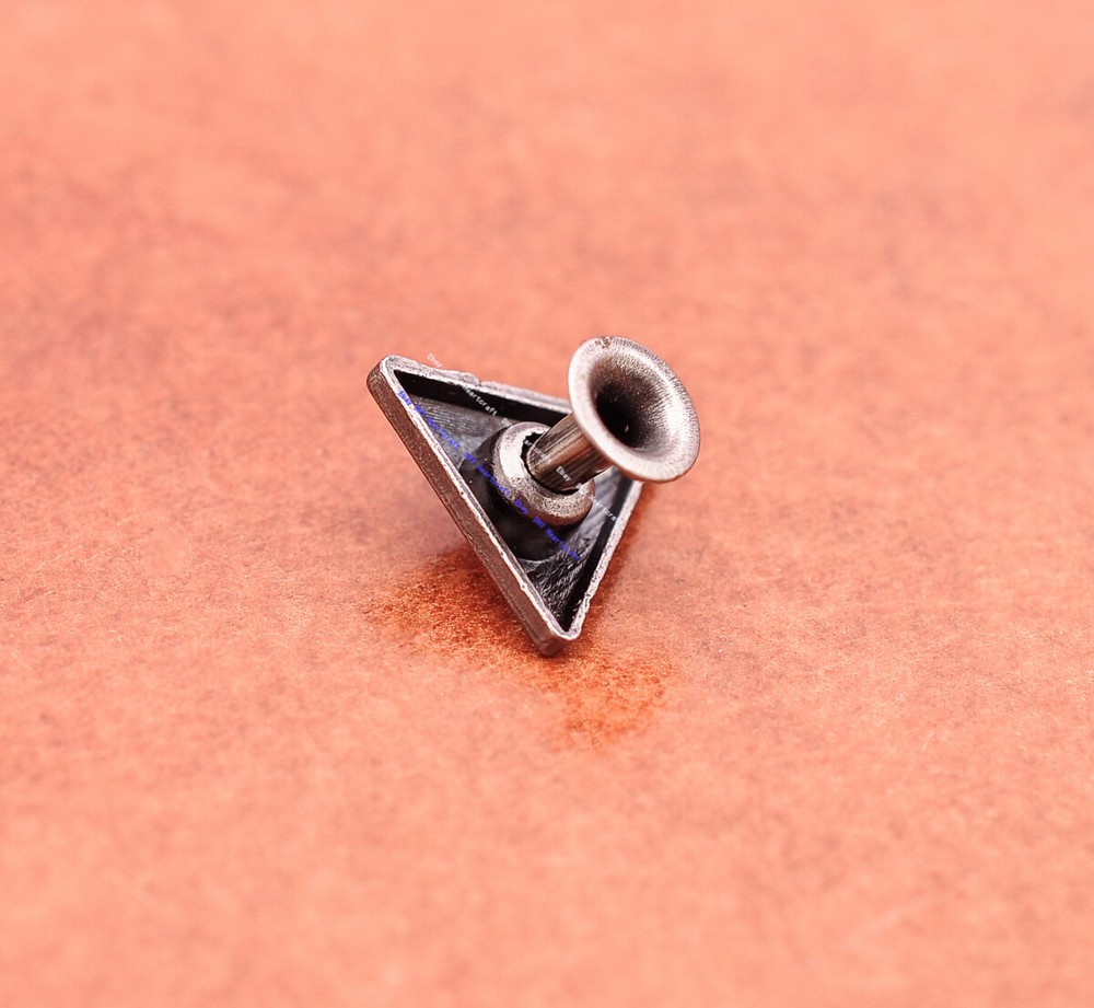 30x Biker Punk Solid Triangle Leather Rivet Studs Leathercraft Belt Accessories