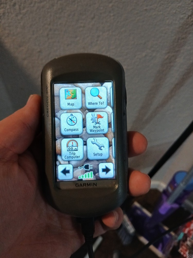 Garmin Oregon 400t GPS Handheld Touchscreen WORKS *Read Description*