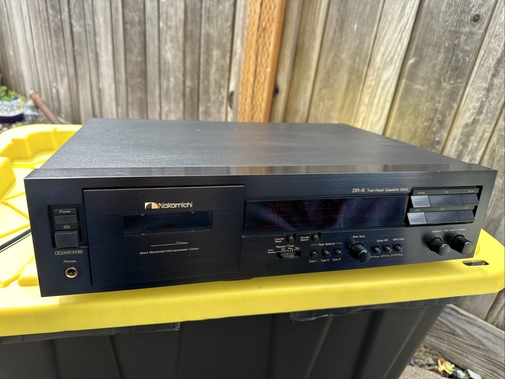 ꙮ Nakamichi DR-8 Two-Head Cassette Deck