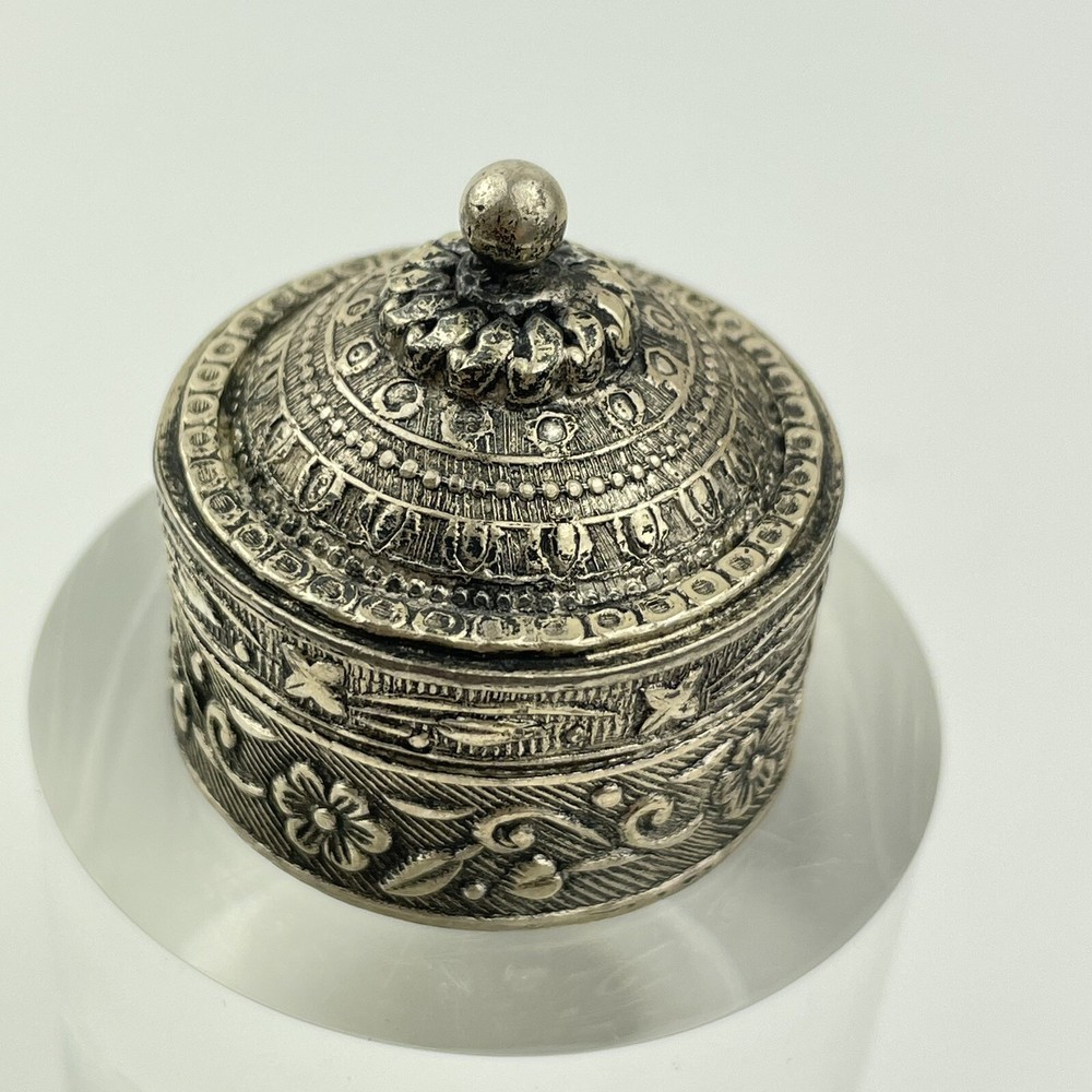 Vintage Solid 800 Silver Indian / Middle Eastern Round Box 3.5cm