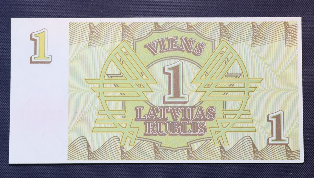 Latvia 1 Ruble 1992 UNC AA prefix