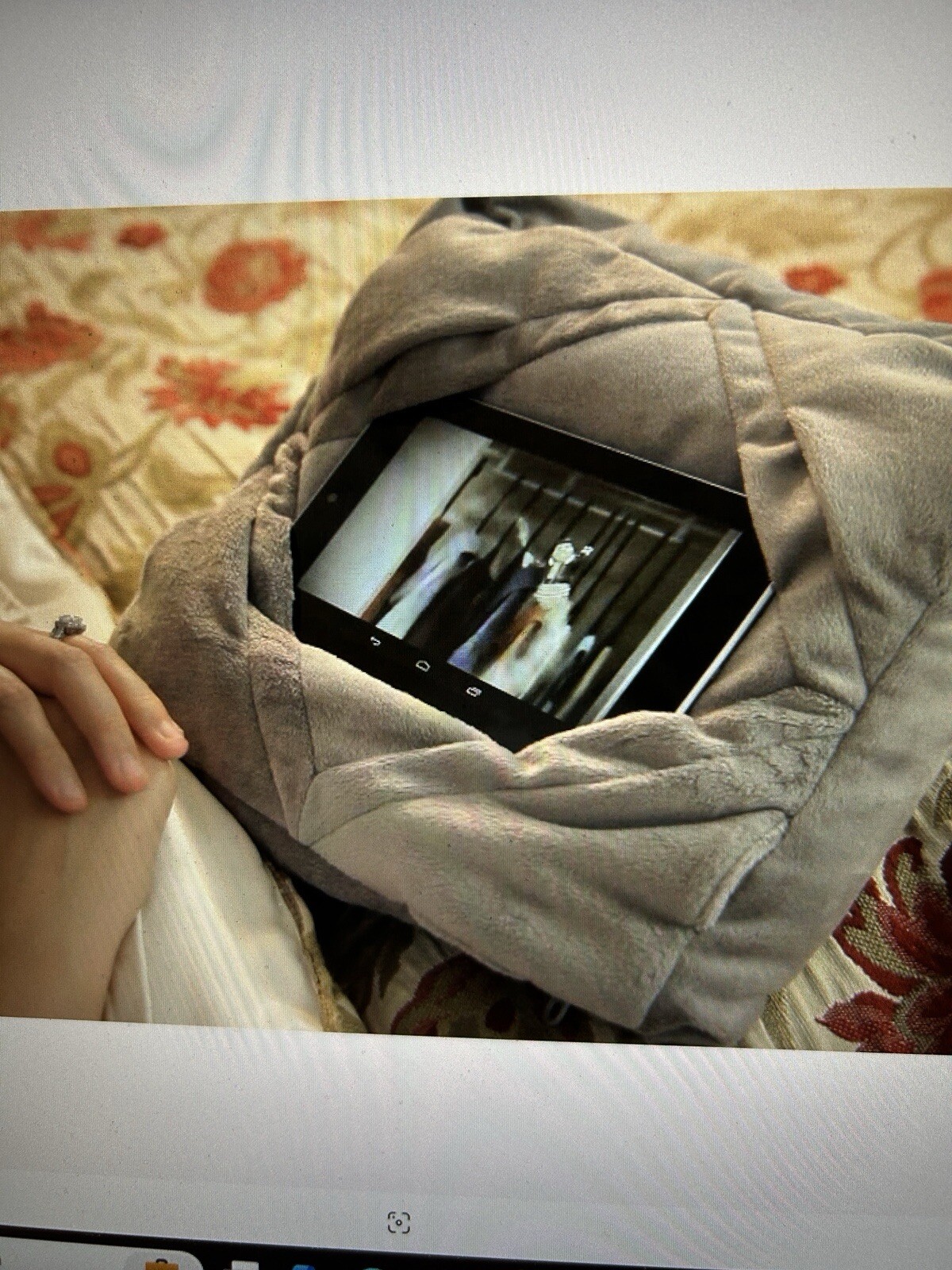 Travel Neck Pillow GoGo -As Seen On TV- GoGoTablet Holder Pillow, Color Choices