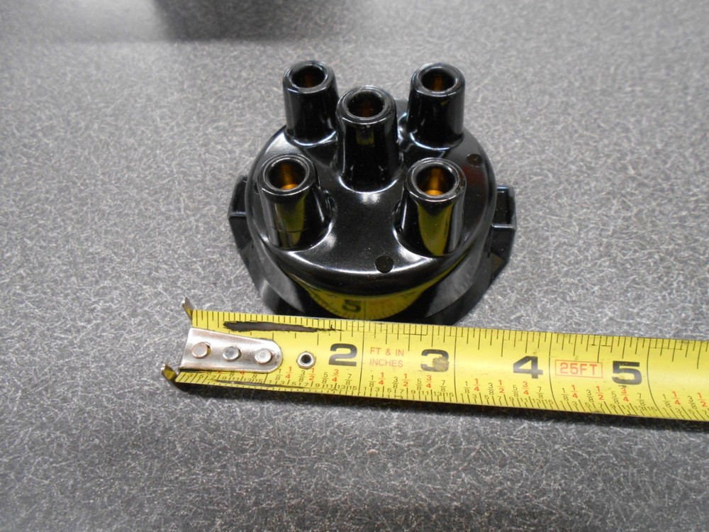 Standard DR405 Distributor Cap with Brass terminals, NOS!