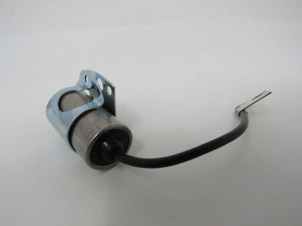 Standard Ignition Condenser IH121