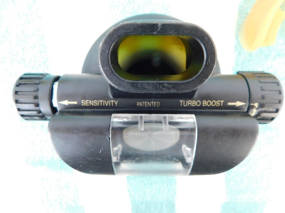 Pro Sub Read all details ,Flawless condition... Late model ,Serviced