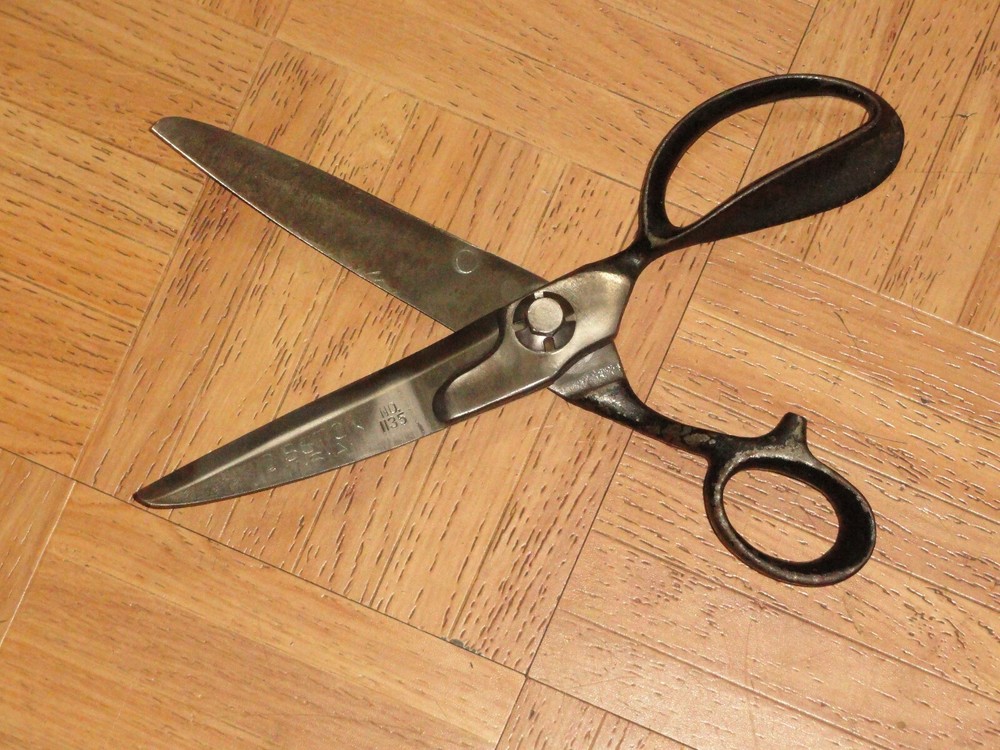 Vintage Disston No.1135 Large 10" Scissors