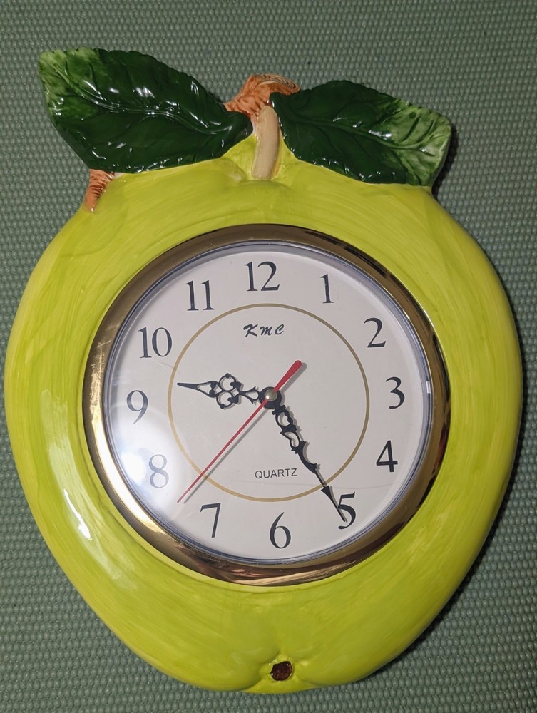 KMC Green Apple Hand Painted Fine Ceramicware Wall Clock