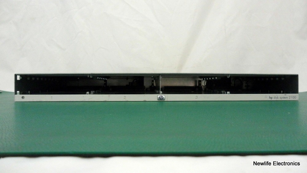 HP A5675-69001 DS2100 Disk System Enclosure A5675A
