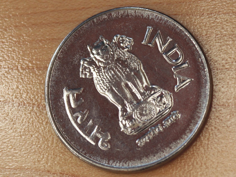 2000 India 1 Rupee Noida Mint