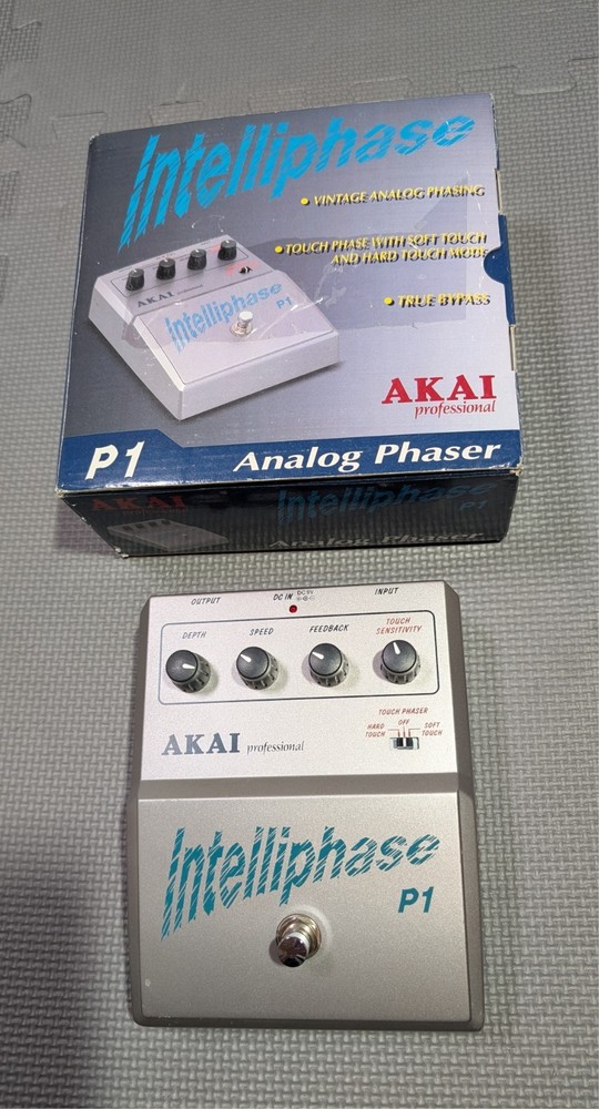 AKAI Intelliphase P1 Analog Phaser - Vintage Dynamic Touch Phasing Effect