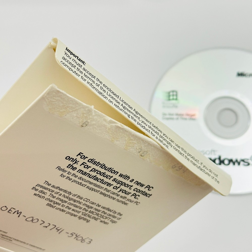 Microsoft Windows 98 First Edition CD-ROM Operating System Perfect DIsc TESTED
