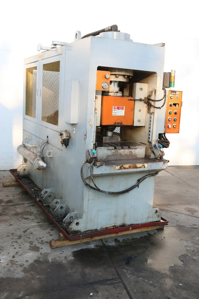 150 TON YAO SHENG MODEL TUVB-1J0P HYDRAULIC PRESS: YODER #68629