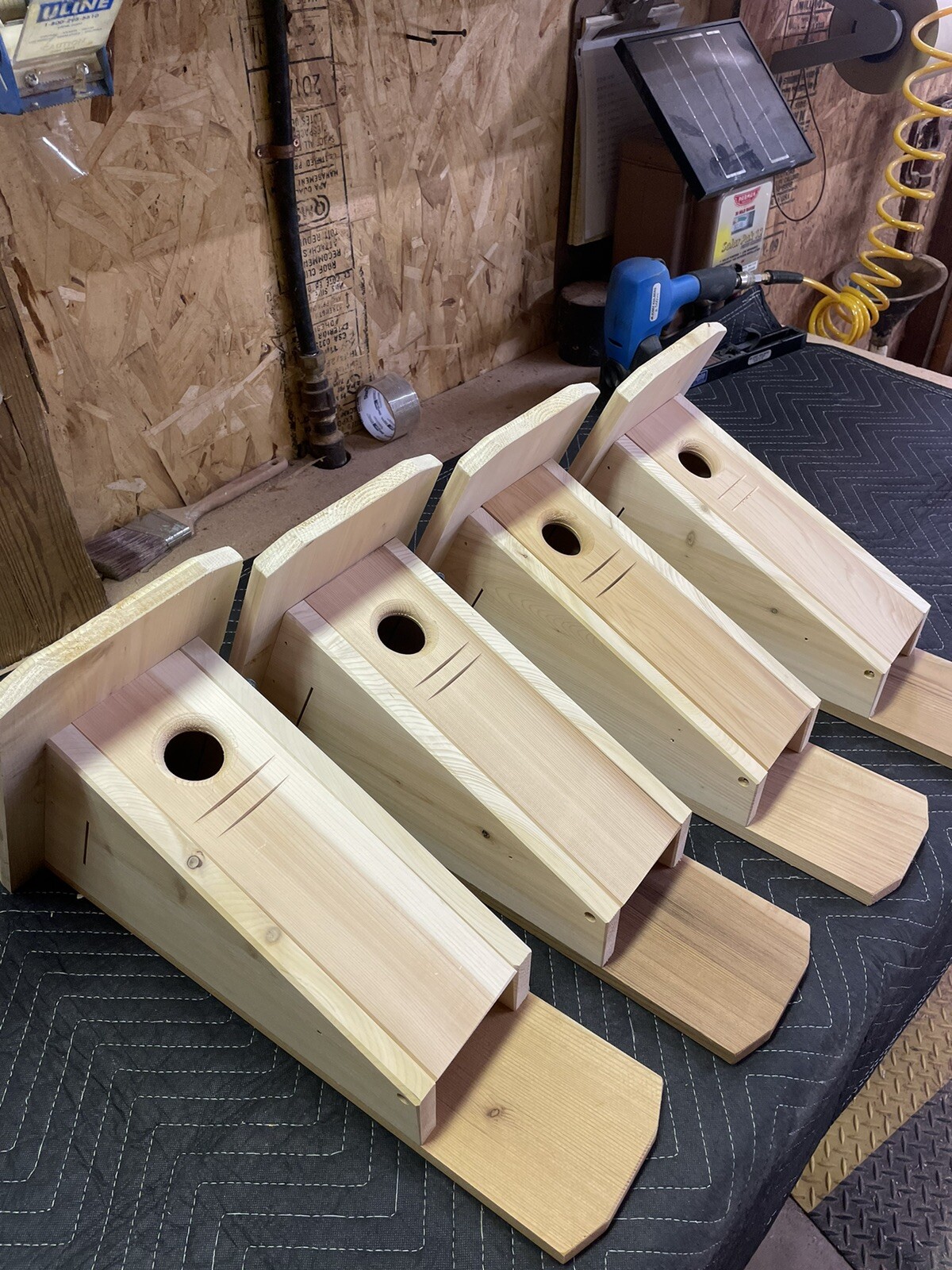 4-pack Peterson style Bluebird nest box (100% cedar).