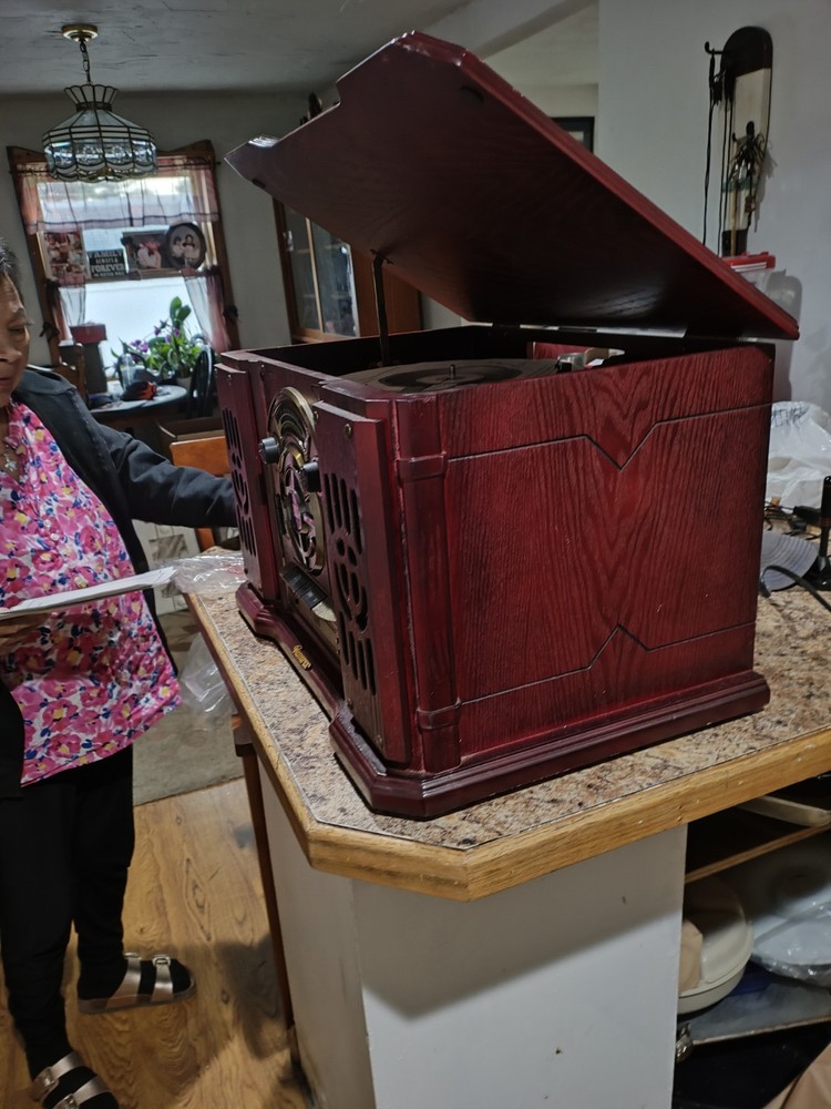 Nostalgia Type radio, CD, Phonograph, Cassette