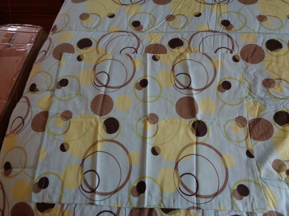 ECHO Reversible Comforter + Pillowcases (F/Q)