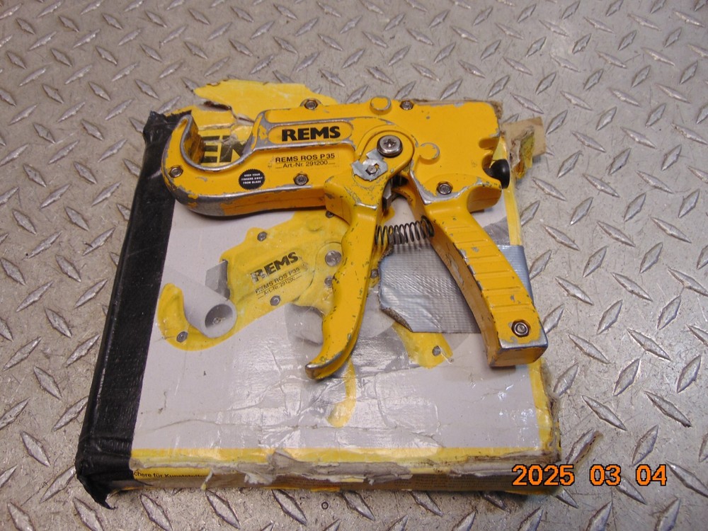 (1) REMS ROS P35 291200 PIPE SISSORS