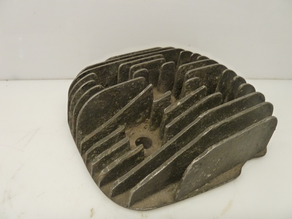 Yamaha DT125 C Cylinder Head