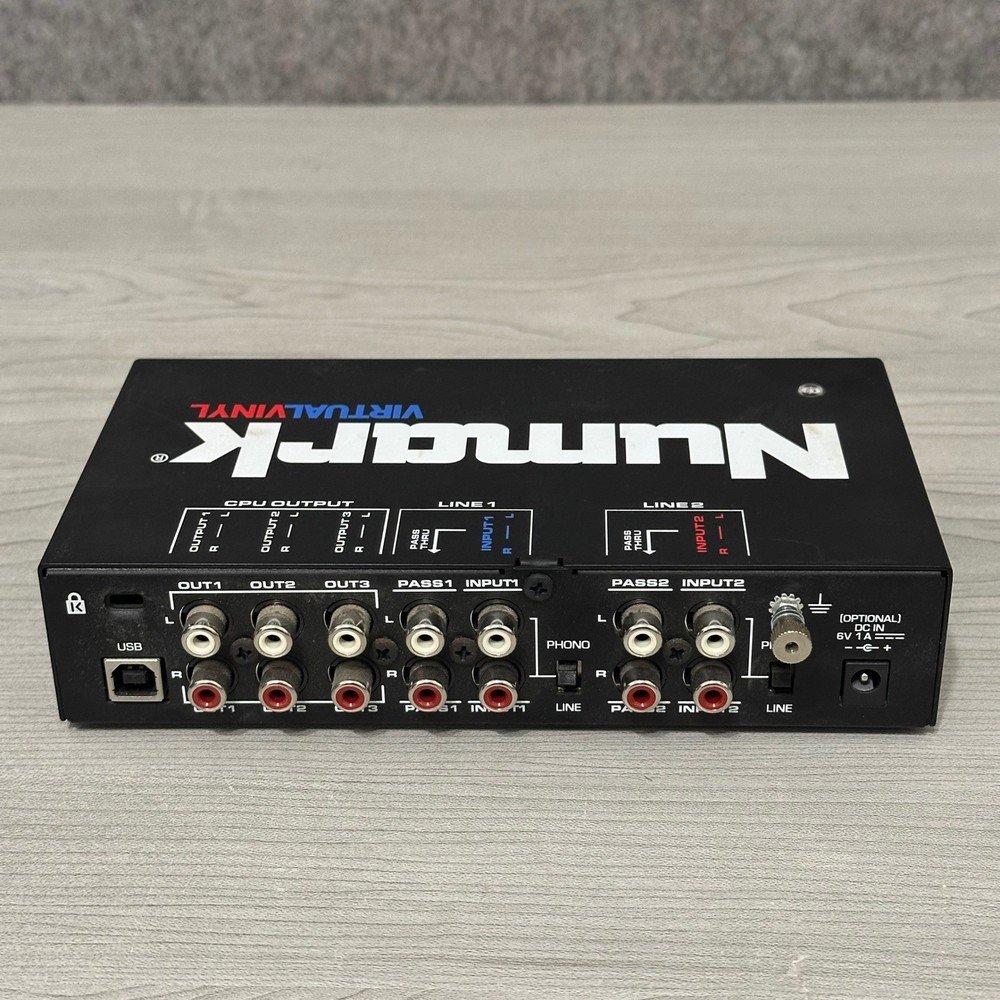 Numark Virtual Vinyl DJ Audio Interface USB Phono Line Box October 2007 Black