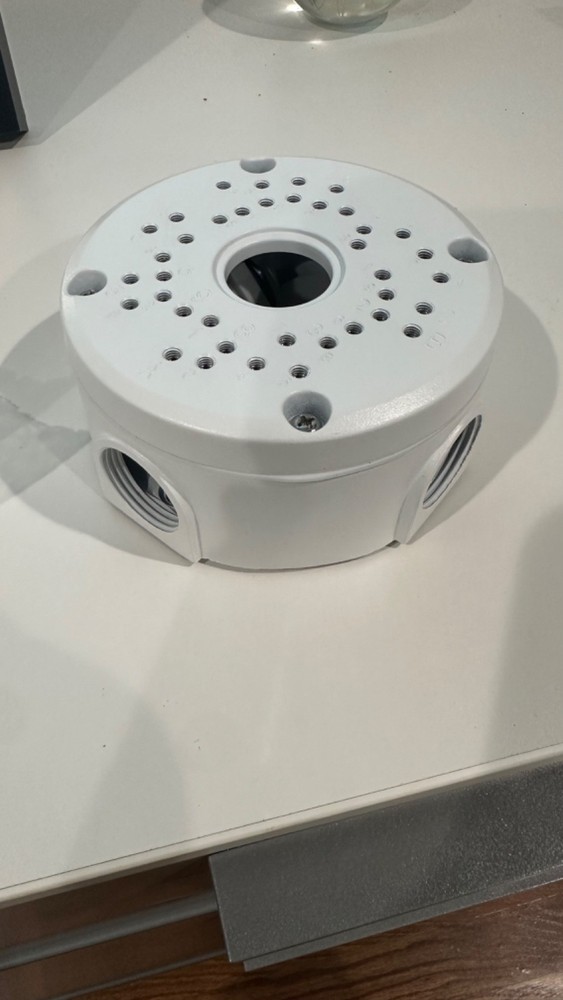 OOSSXX Security Camera Holder Box 4 Pieces Camera Mount Junction Box