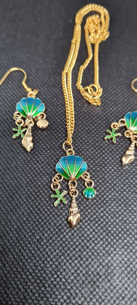 Necklace And Earring Set