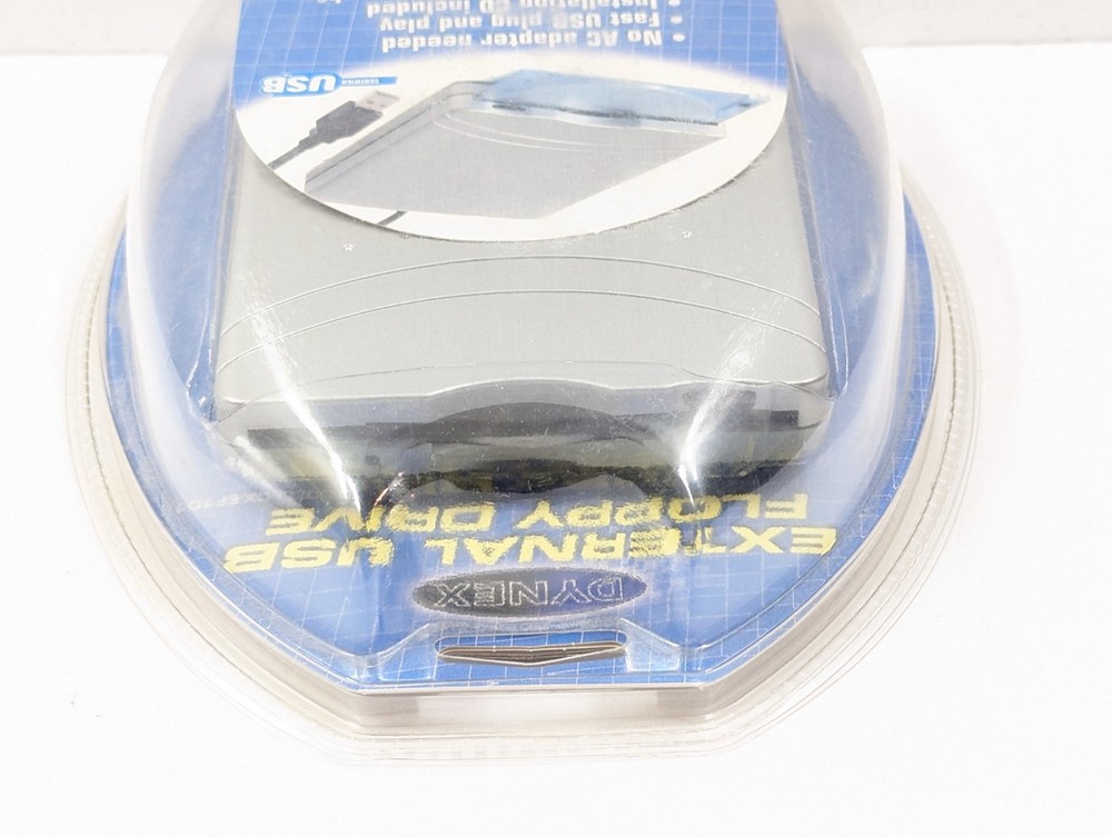 Dynex DX-EF101 3.5" External USB Floppy Disk Drive