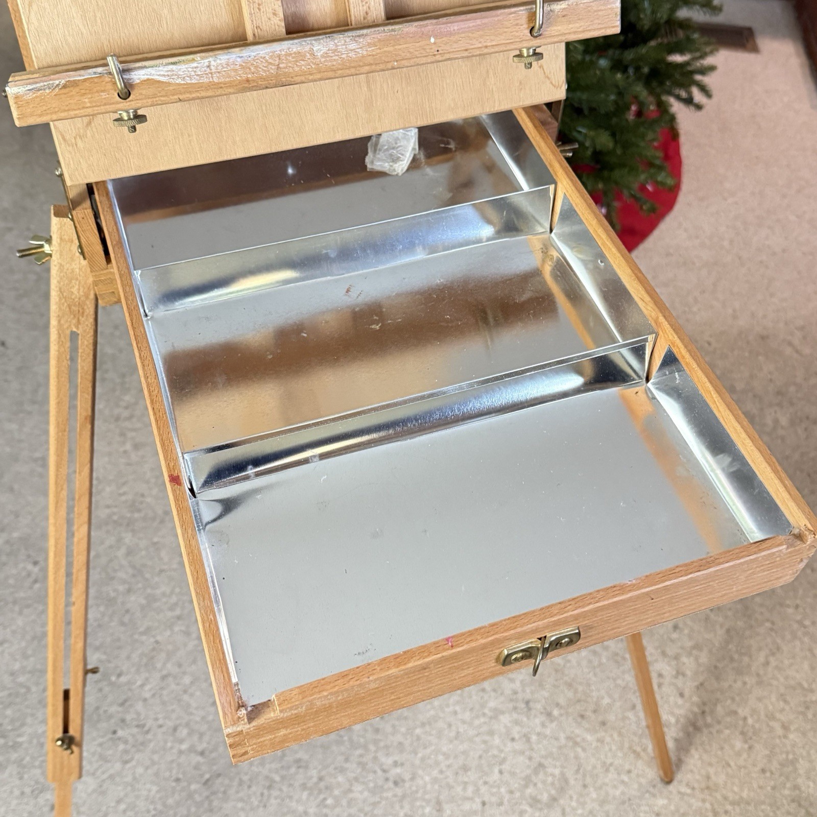 Jullian Paris Full Size French Box Easel European Beechwood