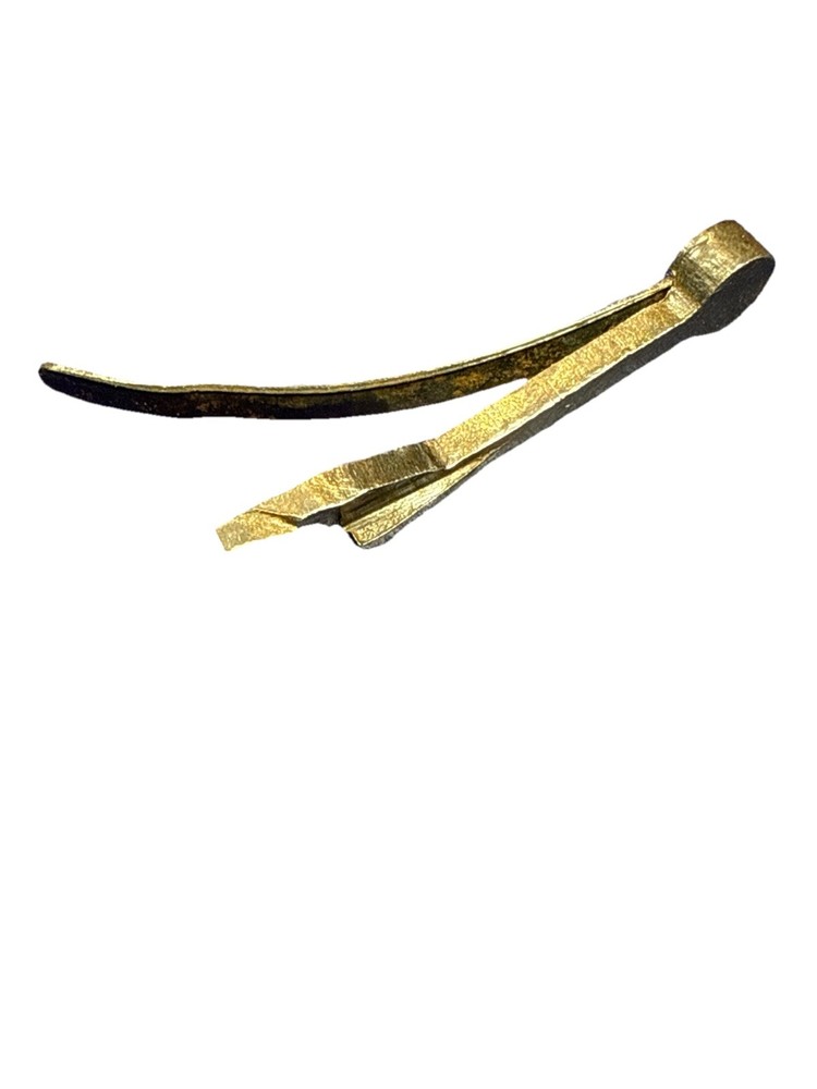 One (1)  39A Ejector  - New Style, USED   K 0240