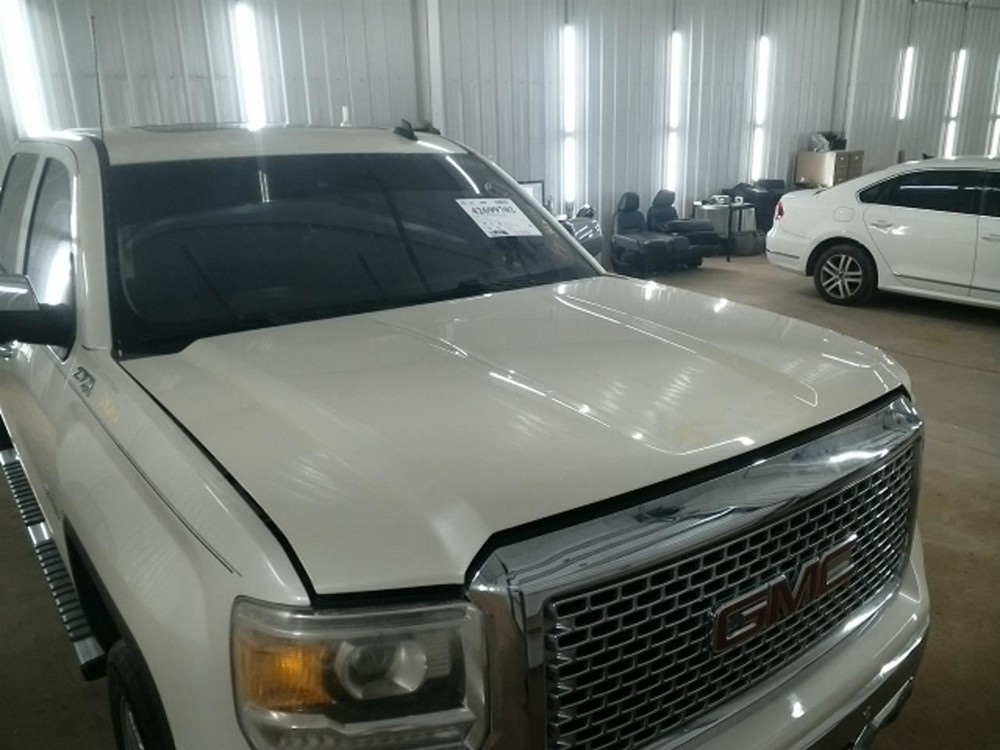 SIERRA150 2014 High Mounted Stop Light 104875339