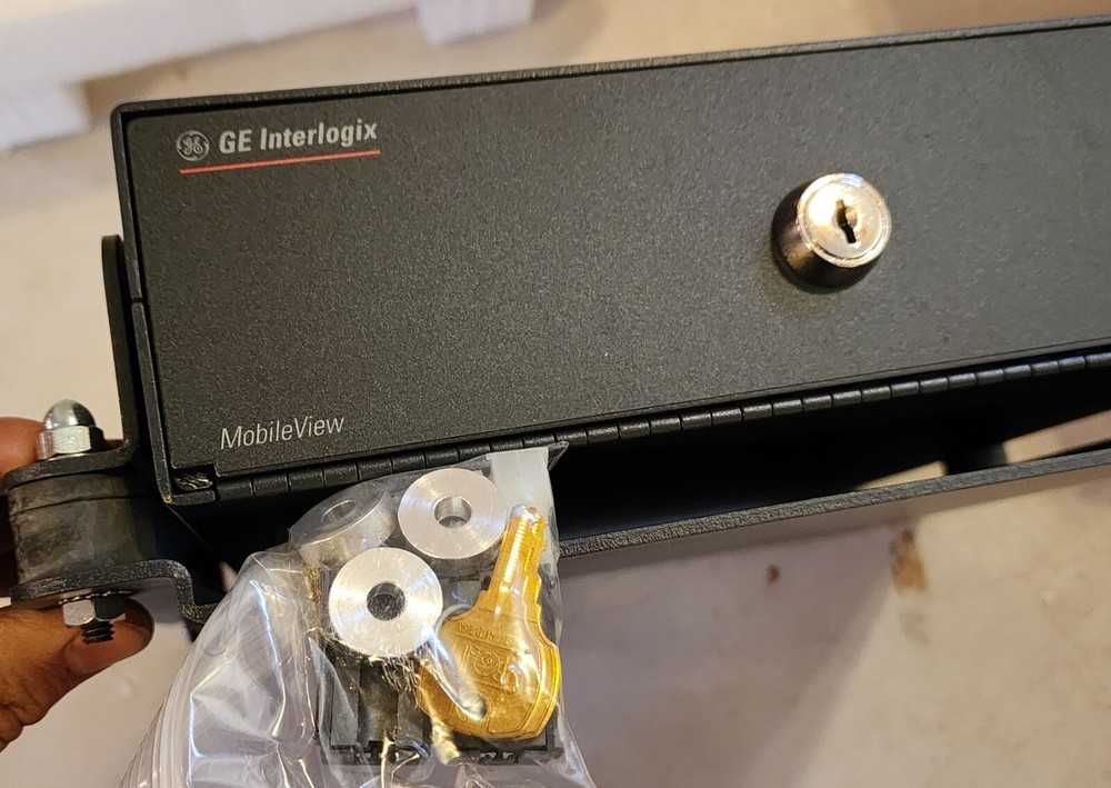 New GE Interlogix MobileView III 3 DVR Box Router Modem Locking Security Box Key