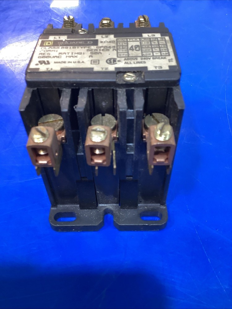 Square D 8910 E04D Contactor, 3 Pole, Open Type New No Box Read