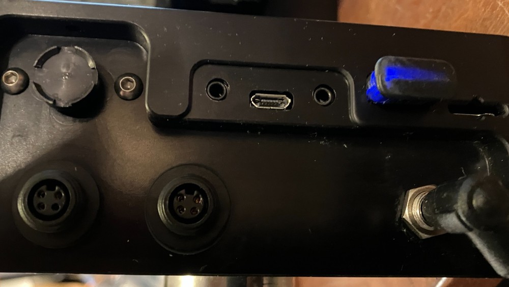 eMotimo Spectrum ST4 Motion Control Head, Gold Mount Battery Plate, Medium Case