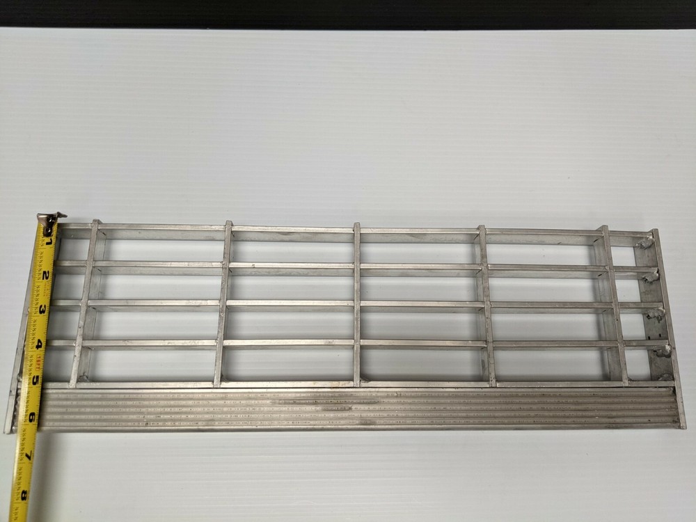 Dynasys APU Front Step New