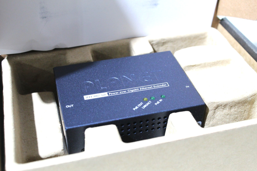 Planet 1 port 802. 3at + GPOE-E201 Gigabit Extender