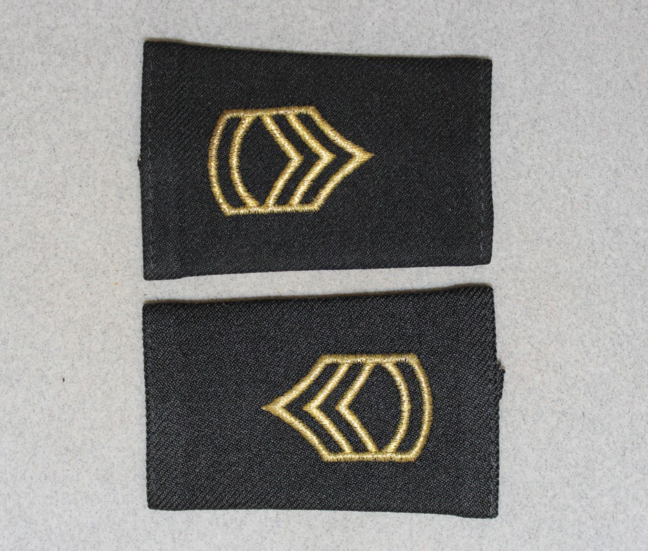 Slip-On Rank 032: U.S. Army Sergeant First Class - small black pair